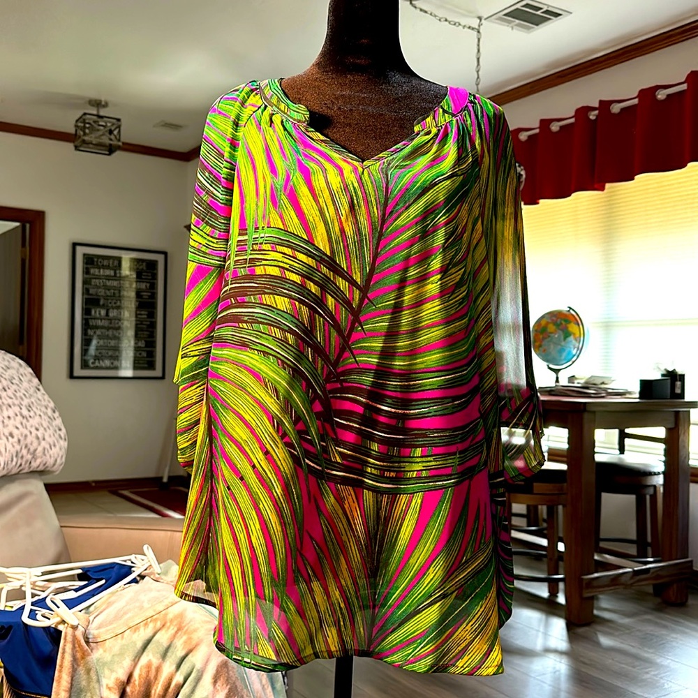 Worthington multi colored blouse w/cami